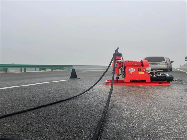 冀州马路路基路面开裂下沉注浆加固灌浆