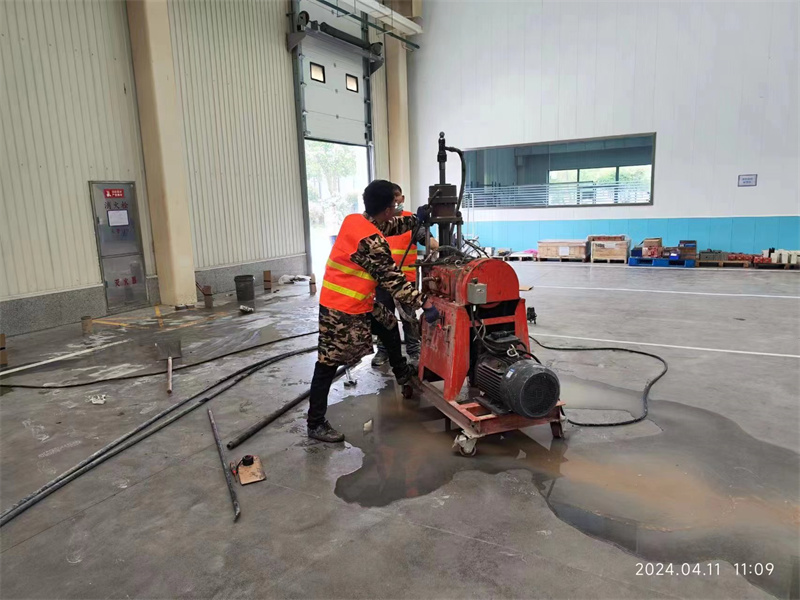 冀州厂房地面下沉塌陷注浆加固施工